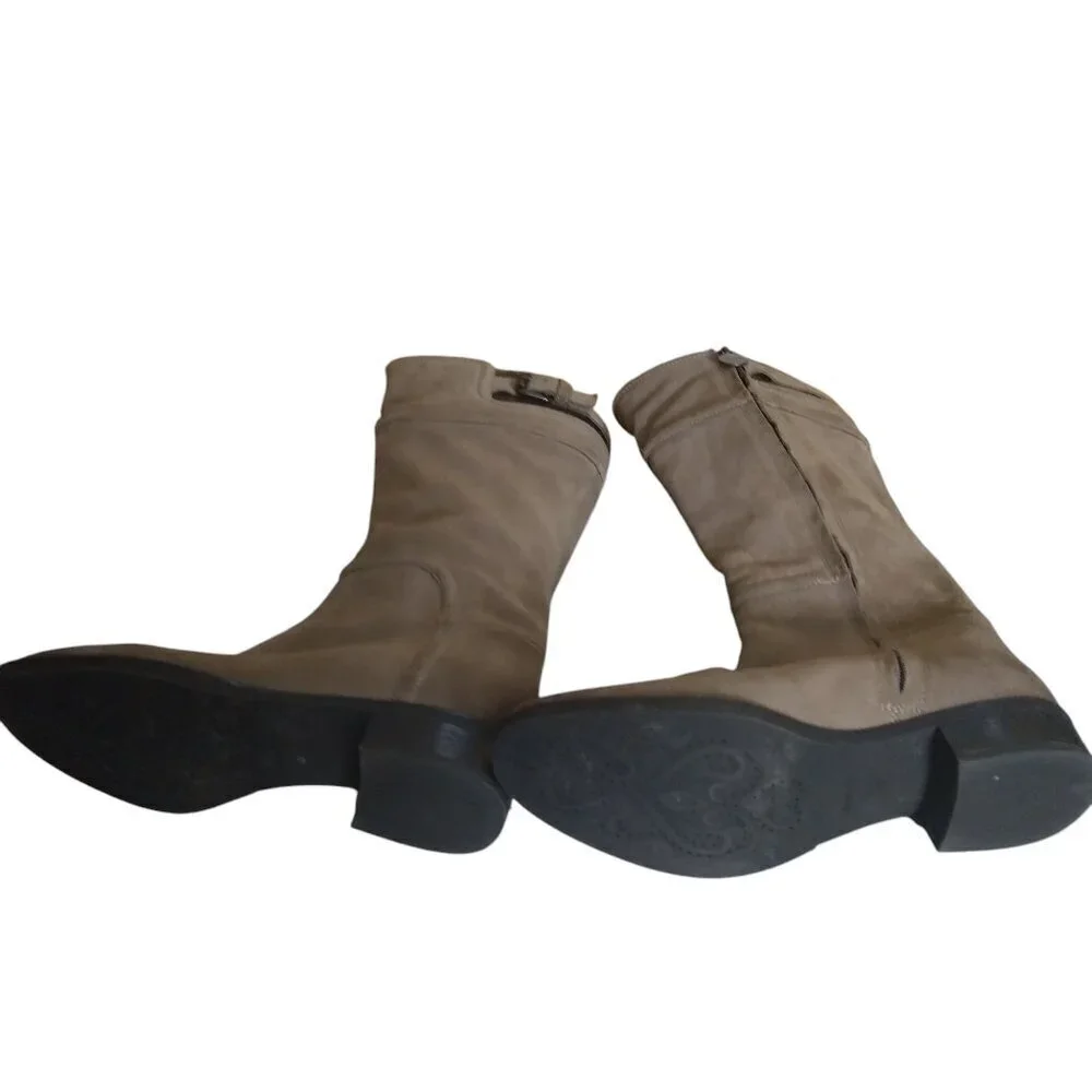 GEOX WOMEN'S SIZE 6 ZIP UP 15 INCH TALL TAN ZIP UP BUCKLE ACCENT BOOTS SUEDE